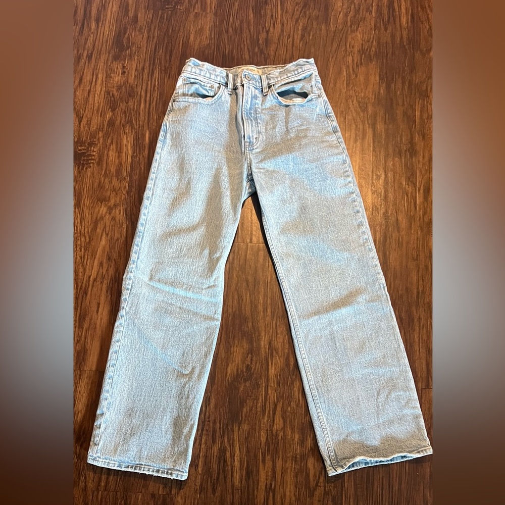 90 relaxed Jean high rise